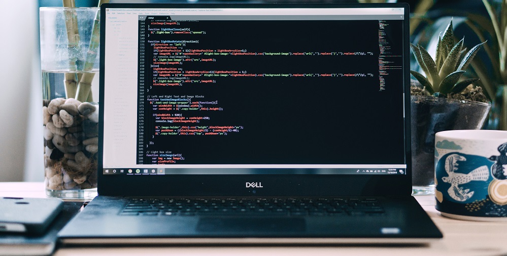 Hoe kies je een laptop om te coderen zonder vastlopers? De essentiële criteria (en de valkuilen)